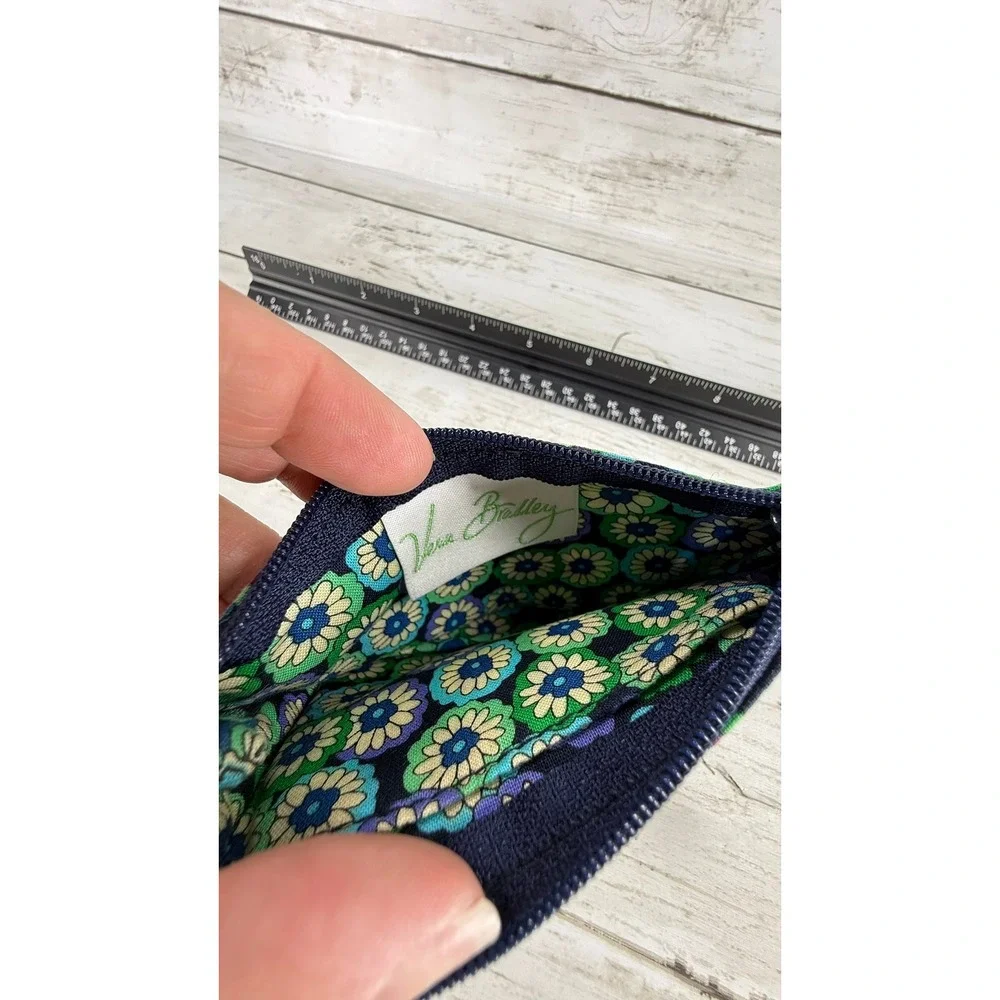 Vera Bradley‎ Zip ID Case Blue Green Floral Paisley Wallet Keychain Accessory
